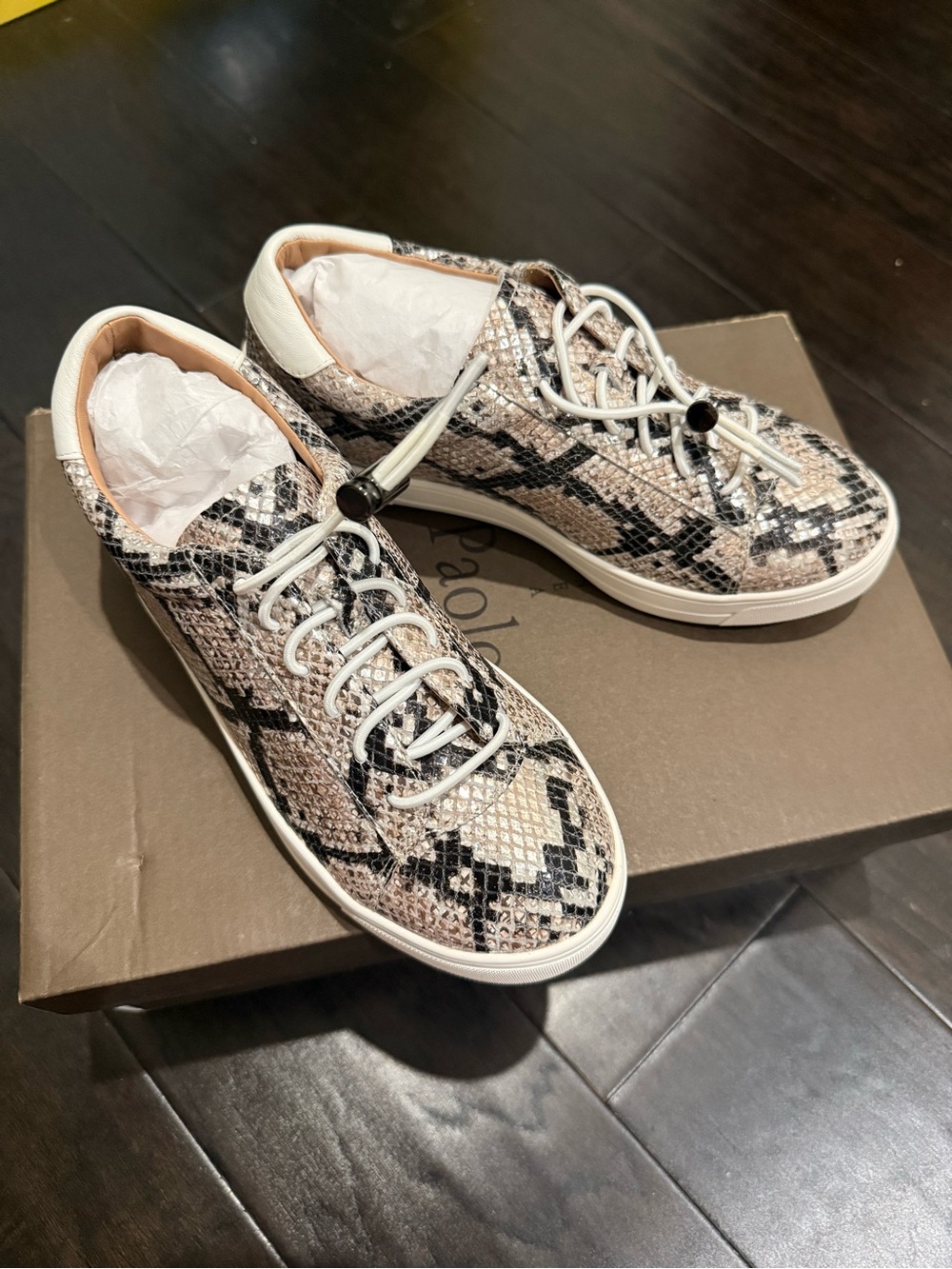 Línea Paolo Snake-Print Sneakers in Beige and Black